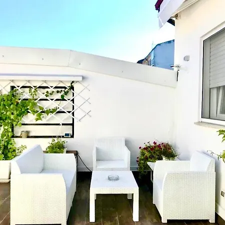 Stanza E Bagno Privato, Idromassaggio Con Extra Fee, In Couette-café 3*