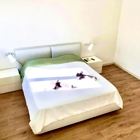 Stanza E Bagno Privato, Idromassaggio Con Extra Fee, In