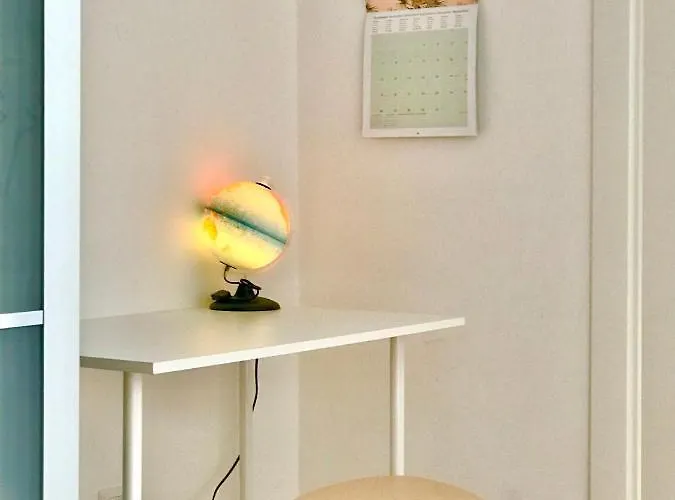 Stanza E Bagno Privato, Idromassaggio Con Extra Fee, In Ferrara