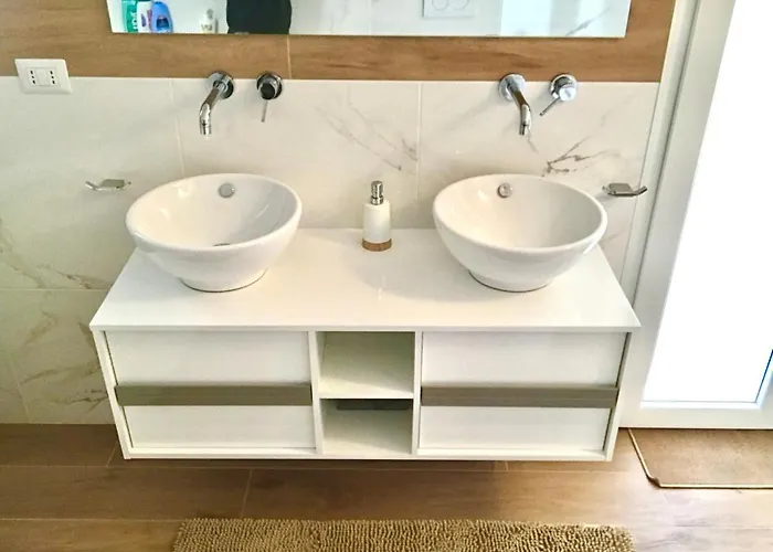 Oda ve Kahvaltı Stanza E Bagno Privato, Idromassaggio Con Extra Fee, In 3*