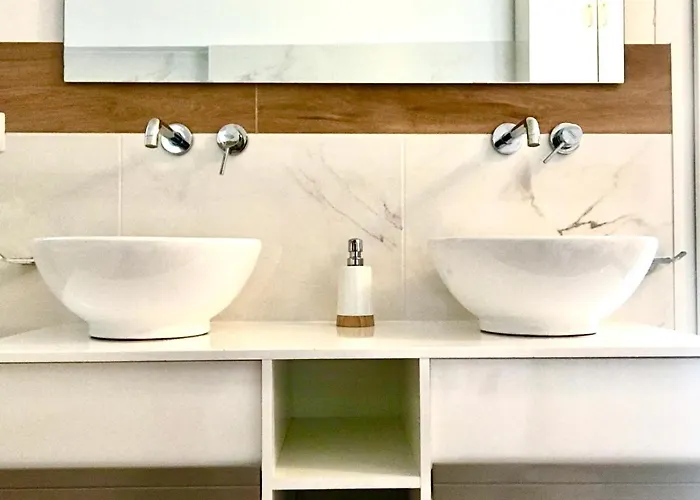 Stanza E Bagno Privato, Idromassaggio Con Extra Fee, In Отель типа 