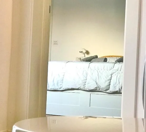 Stanza E Bagno Privato, Idromassaggio Con Extra Fee, In Отель типа 