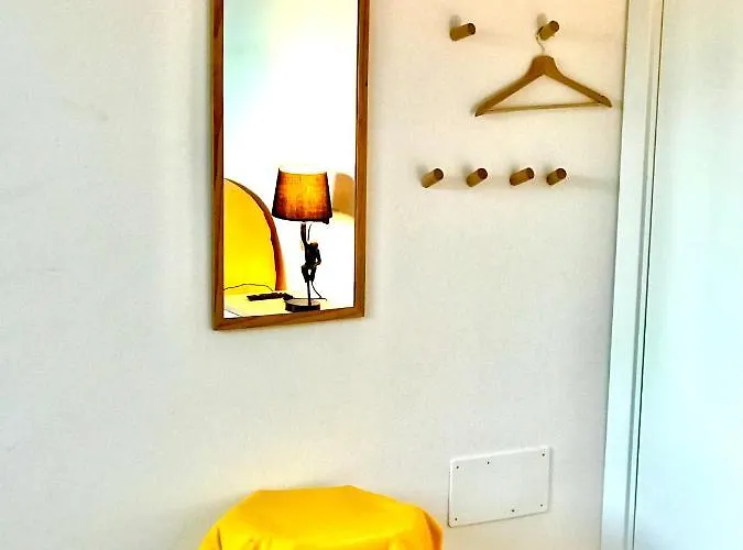 Stanza E Bagno Privato, Idromassaggio Con Extra Fee, In Отель типа 