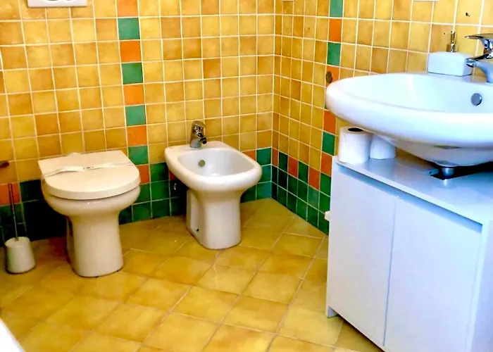 Oda ve Kahvaltı Stanza E Bagno Privato, Idromassaggio Con Extra Fee, In Ferrara